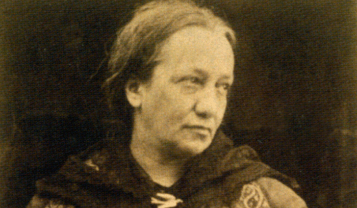 Julia margaret cameron accidentally created soft focus photographs